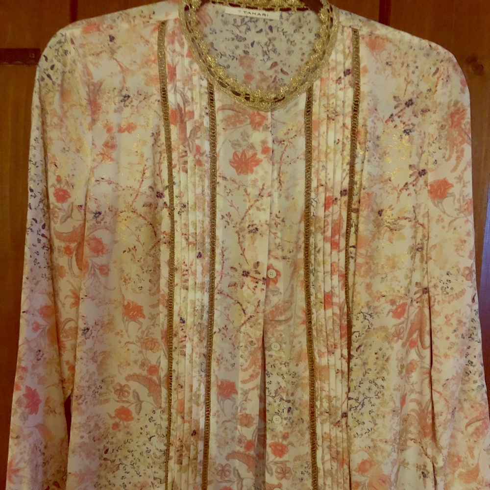 Beautiful gold sown Tahari Blouse